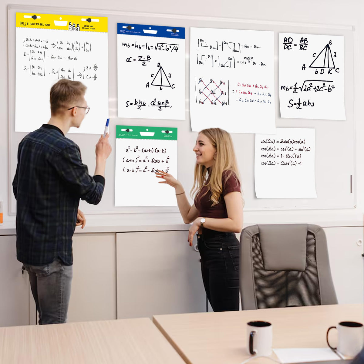 Self Stick Flip Chart Paper 25 in x 30 in 30 Sheets 4 Pad Pack White Z95951