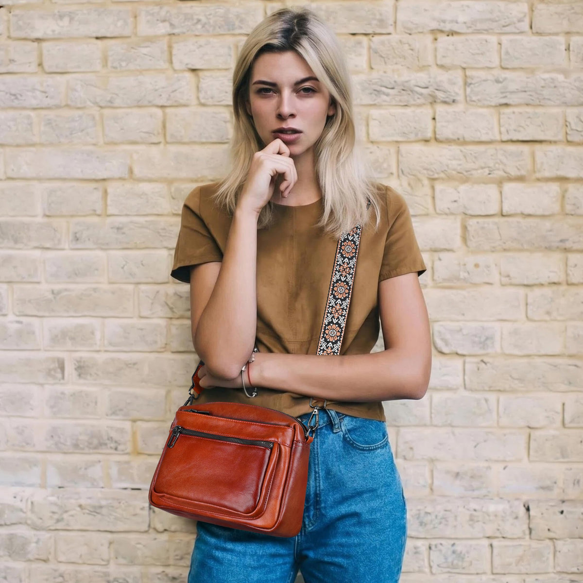Leather Crossbody Bag Z419301