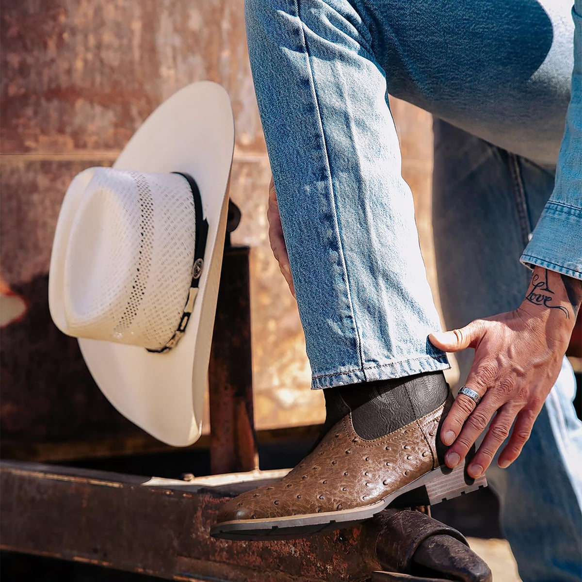 Cowboy Boots for Men with Square Toe U302